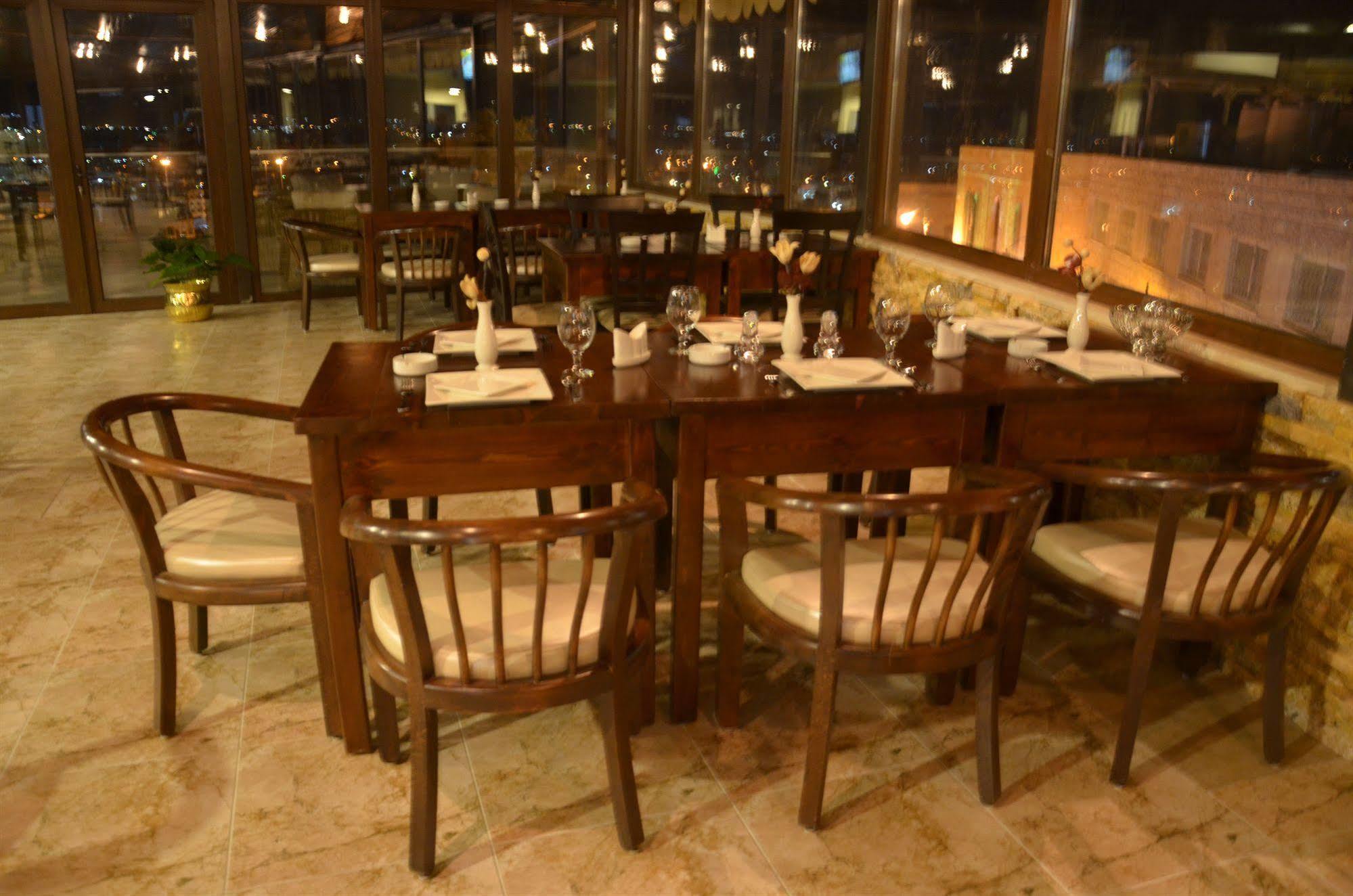 Saint John Hotel Madaba Kültér fotó
