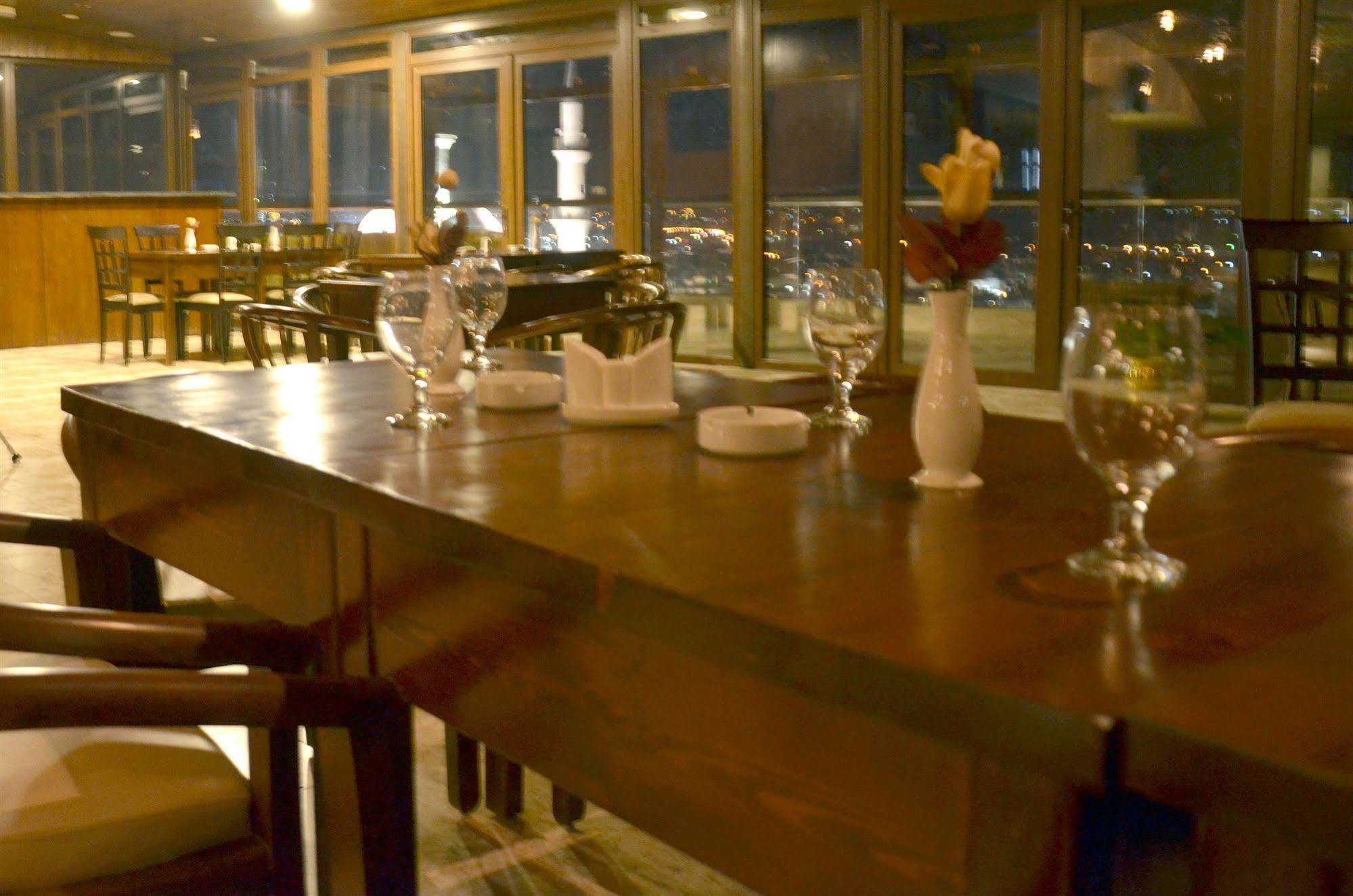Saint John Hotel Madaba Kültér fotó