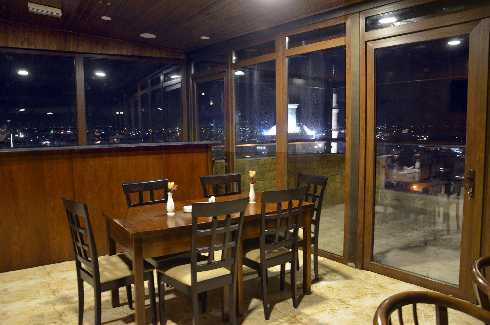 Saint John Hotel Madaba Kültér fotó