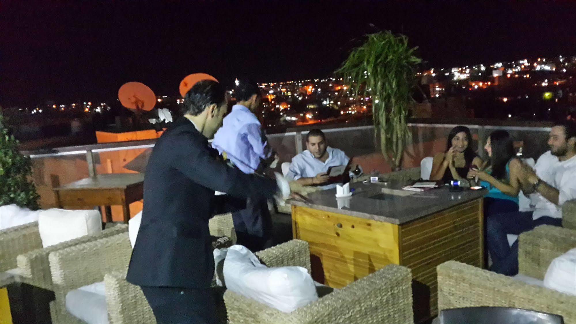Saint John Hotel Madaba Kültér fotó