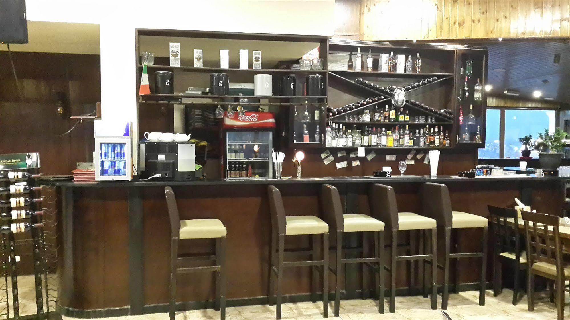 Saint John Hotel Madaba Kültér fotó